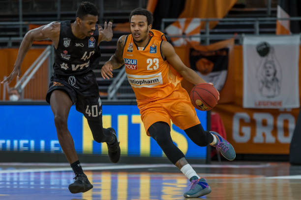 我可以帮你 我可以帮你