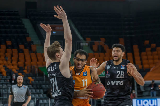 市场上频频 市场上频频